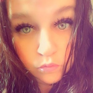 Meet your Posher, Tonya